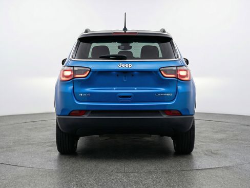 Used 2025 Jeep Compass Limited AWD/4WD image 7