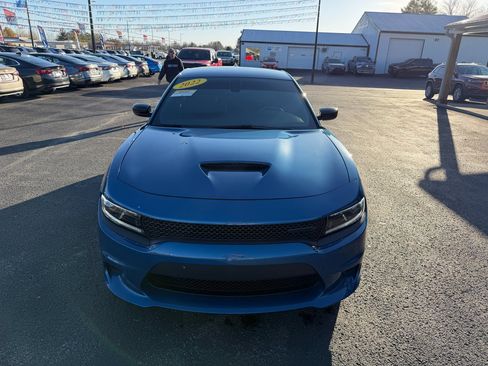 Used 2022 Dodge Charger R/T w/ Blacktop Package image 9