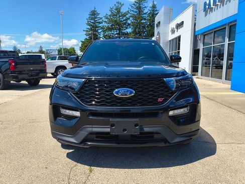 Used 2023 Ford Explorer ST w/ Equipment Group 401A AWD/4WD image 2