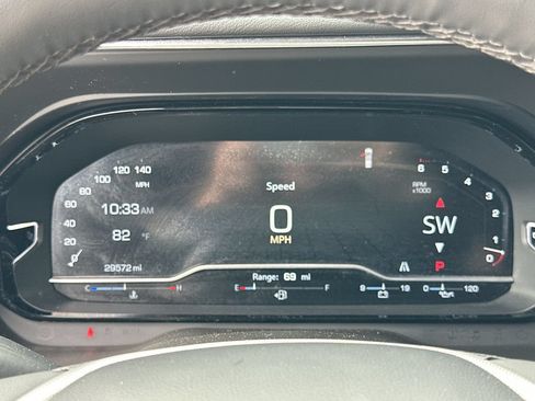 Used 2023 GMC Yukon XL Denali RWD image 13