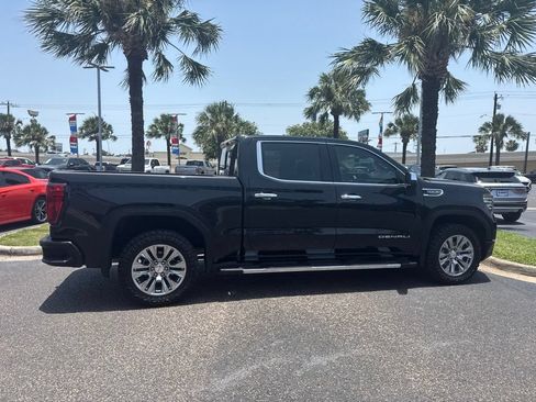 Used 2024 GMC Sierra 1500 Denali w/ Technology Package AWD/4WD image 6