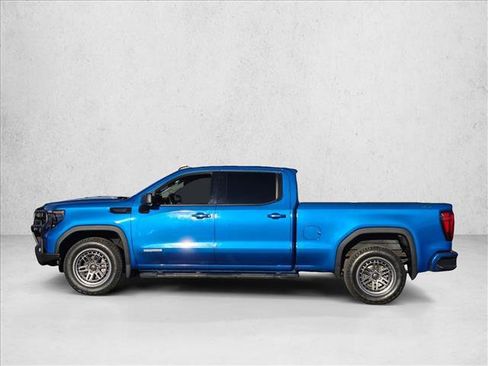 Used 2022 GMC Sierra 1500 Elevation w/ LPO, Elevation Black Package AWD/4WD image 9