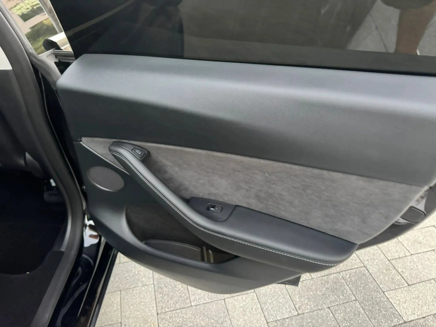 Used 2022 Tesla Model Y Performance AWD/4WD image 40