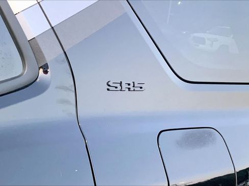 Used 2026 Toyota 4Runner SR5 AWD/4WD image 10
