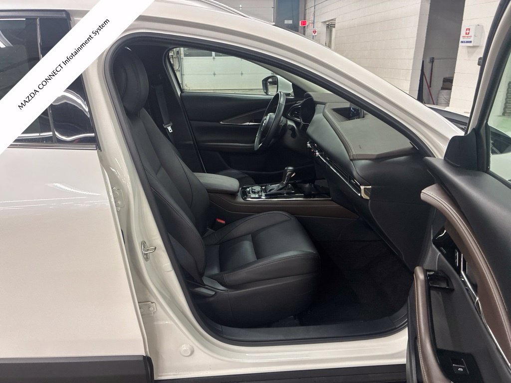 Certified 2025 MAZDA CX-30 AWD 2.5 S w/ Premium Package image 11