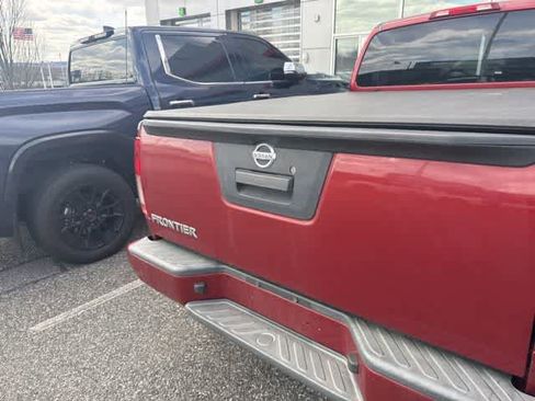 Used 2019 Nissan Frontier S image 12
