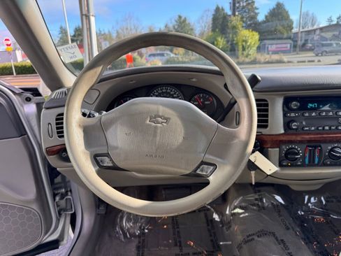 Used 2004 Chevrolet Impala w/ Preferred Equipment Group image 14