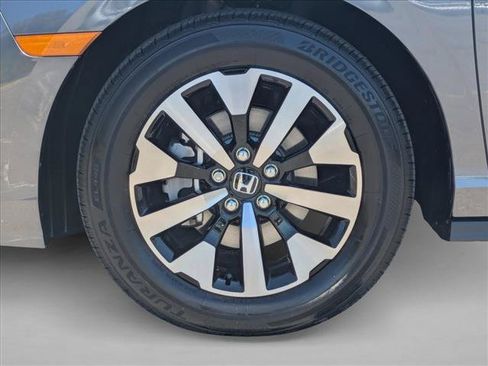 Certified 2026 Honda Odyssey EX-L image 25