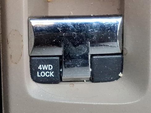 Used 2011 Jeep Compass Limited image 13