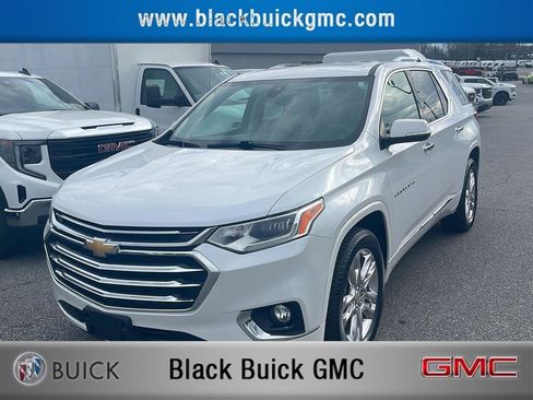 Used 2019 Chevrolet Traverse High Country w/ LPO, Floor Liner Package AWD/4WD image 1