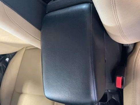 Used 2022 Jeep Wrangler Unlimited Willys image 27