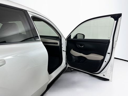 Used 2024 Honda HR-V EX-L image 31