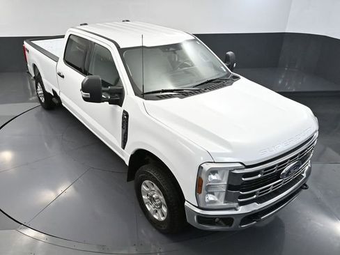 Used 2024 Ford F350 XLT w/ FX4 Off-Road Package image 55