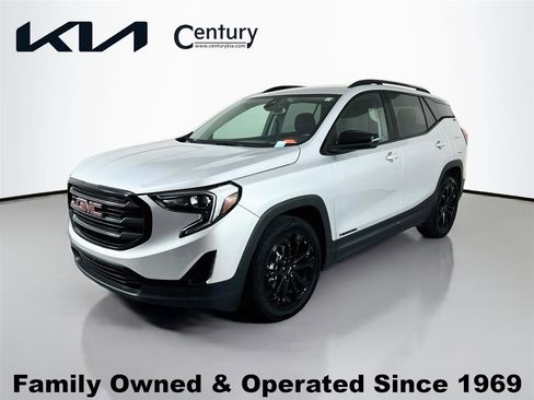 Used 2021 GMC Terrain SLE w/ Elevation Edition FWD image 1