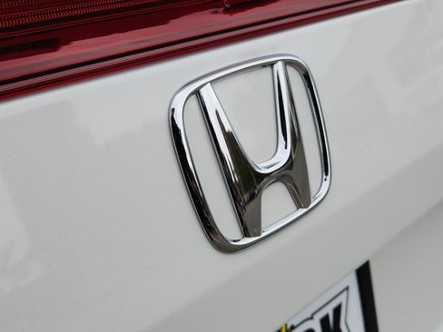 Used 2025 Honda Civic Sport image 28