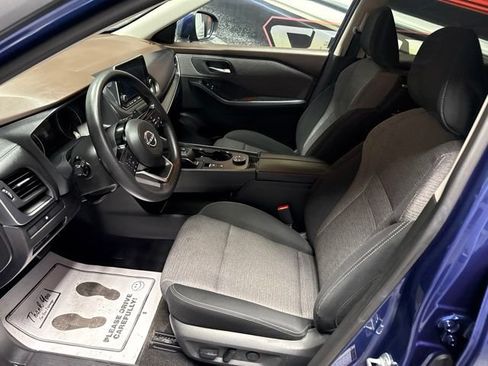 Used 2023 Nissan Rogue SV AWD/4WD image 5