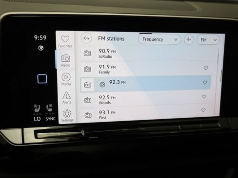 New 2026 Volkswagen Atlas Cross Sport SE AWD/4WD image 9