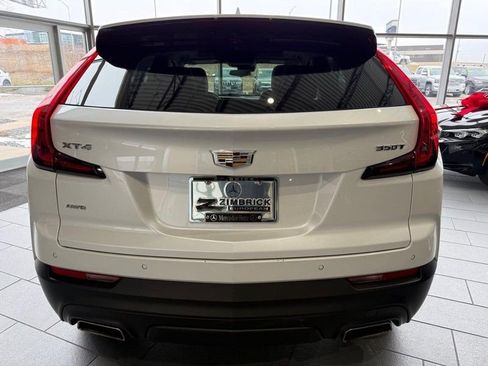 Used 2023 Cadillac XT4 Luxury w/ Cold Weather Package image 3