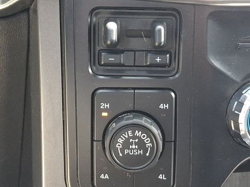 Used 2021 Ford F150 Lariat w/ Equipment Group 501A Mid AWD/4WD image 26