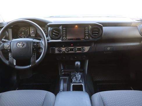 Used 2020 Toyota Tacoma SR image 16