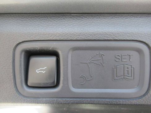 Used 2022 Ford Expedition Max XLT AWD/4WD image 21