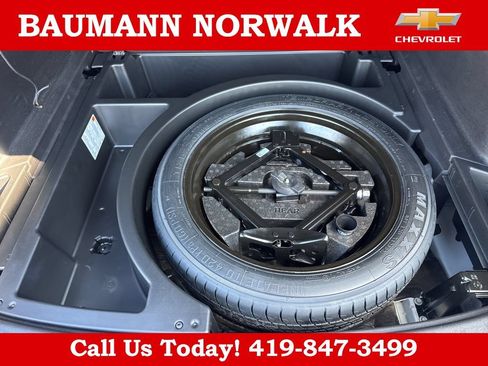 Used 2024 Chevrolet Blazer LT w/ Convenience Package FWD image 31