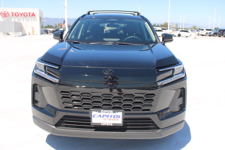 New 2026 Toyota RAV4 LE FWD image 7