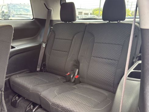 Used 2018 GMC Acadia SLE w/ Driver Alert Package I FWD image 11