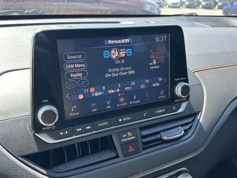 Used 2020 Nissan Altima 2.5 SR FWD image 25