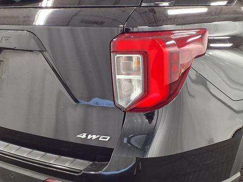Certified 2024 Ford Explorer ST-Line w/ Class IV Trailer Tow Package AWD/4WD image 27