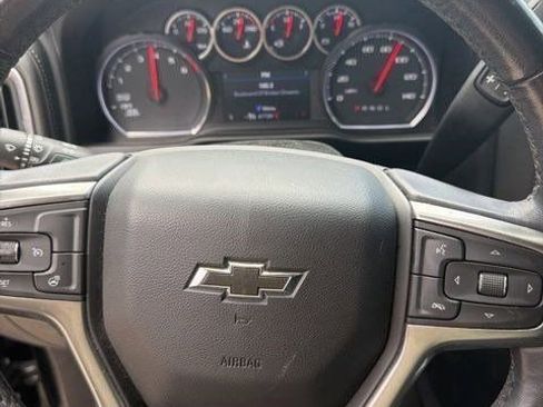 Used 2022 Chevrolet Silverado 1500 RST w/ Redline Edition RWD image 7