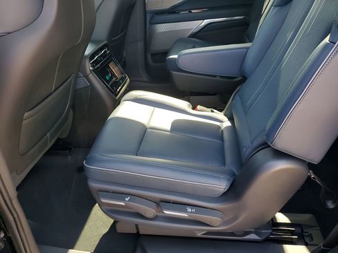 New 2025 Cadillac Escalade IQ Sport 2 image 20