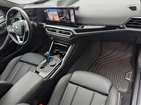 Used 2023 BMW i4 eDrive35 w/ Premium Package image 27