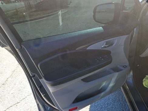 Used 2017 Honda Ridgeline RTL image 18