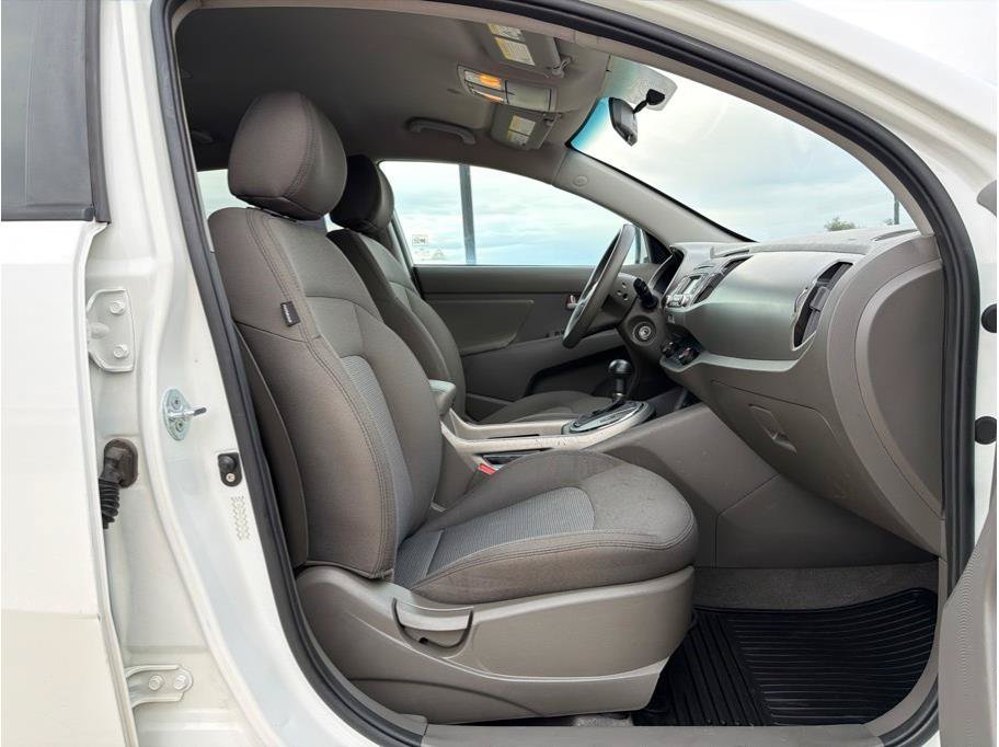 Used 2015 Kia Sportage LX AWD/4WD image 14
