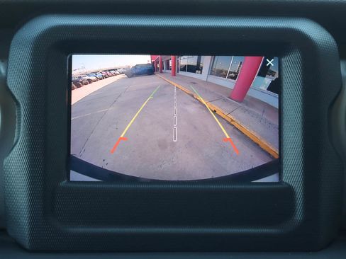 Used 2018 Jeep Wrangler Unlimited Sport S image 12