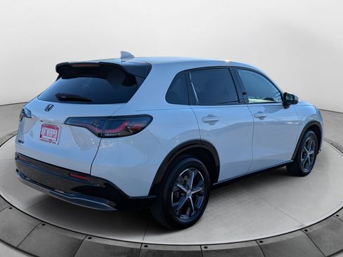 Used 2025 Honda HR-V EX-L image 3