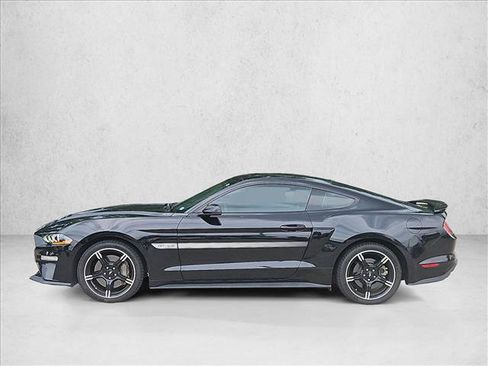 Used 2019 Ford Mustang GT Premium w/ Equipment Group 401A RWD image 9