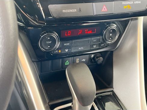 Used 2022 Mitsubishi Eclipse Cross ES image 15