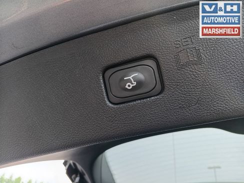 Used 2023 Ford Edge Titanium w/ Equipment Group 301A AWD/4WD image 37