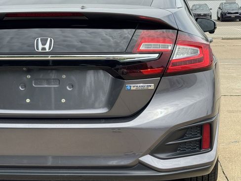 Used 2019 Honda Clarity Plug-In Hybrid image 6