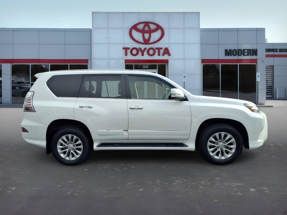 Used 2018 Lexus GX 460 Premium w/ Premium Package AWD/4WD image 6