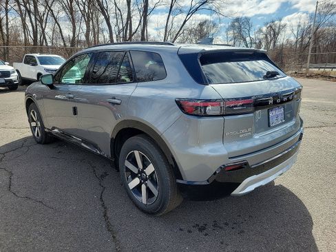 New 2025 Honda Prologue Touring image 3