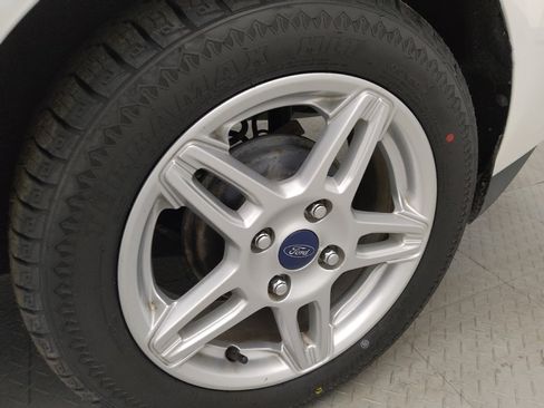 Used 2017 Ford Fiesta SE image 31