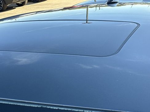 Used 2017 Chevrolet Cruze LT w/ Sun And Sound Package image 14