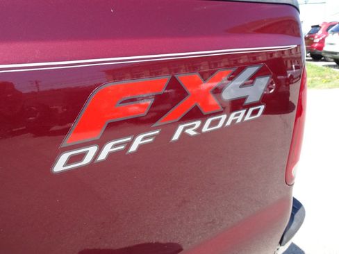 Used 2005 Ford F250 XLT AWD/4WD image 12