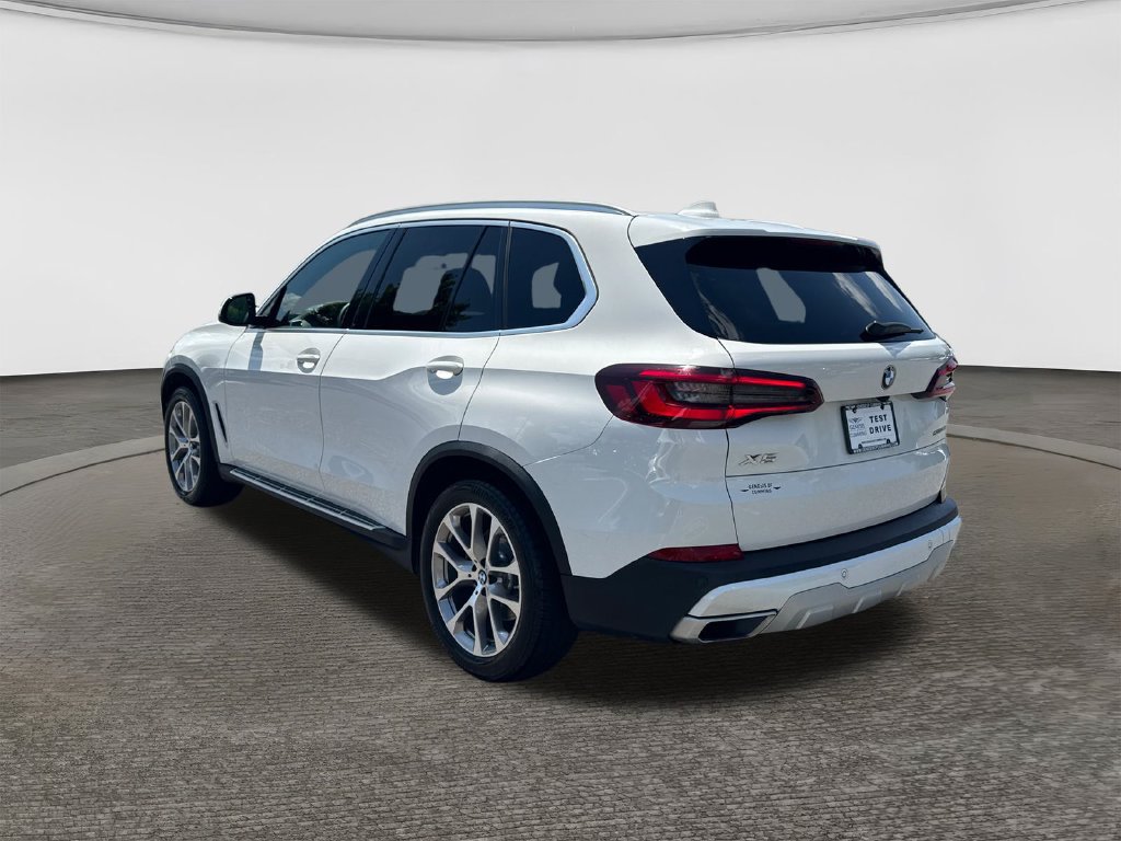 Used 2021 BMW X5 sDrive40i w/ Convenience Package RWD image 5