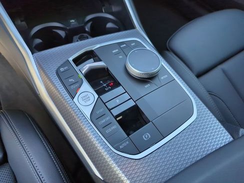 Used 2025 BMW 330i xDrive Sedan w/ Convenience Package image 15