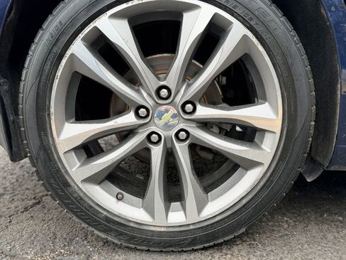 Used 2019 Chevrolet Malibu Premier w/ Sun and Wheel Package FWD image 11