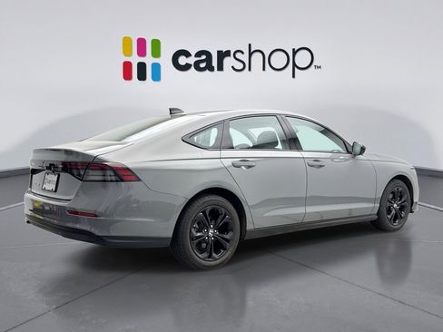 Used 2025 Honda Accord SE image 5